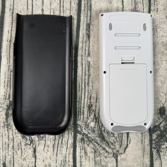 Texas Instruments TI-84 Plus Silver Edition Graphing Calculator - Tested Working - Picture 6 of 11